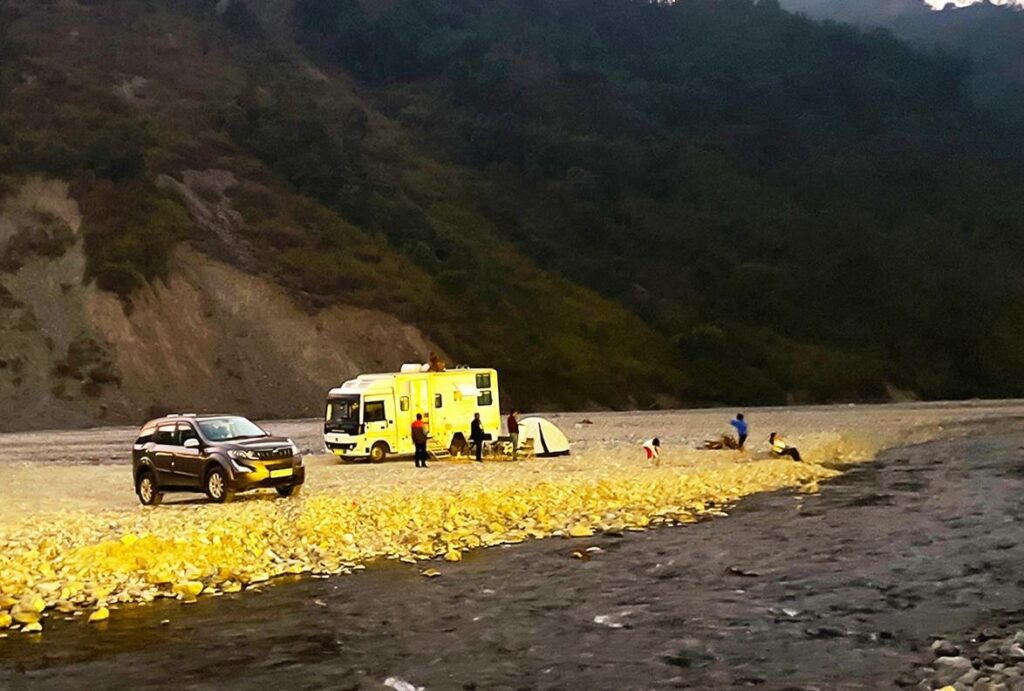 A2Z Deluxe luxury cottage camping booking rishikesh Uttarakhand India