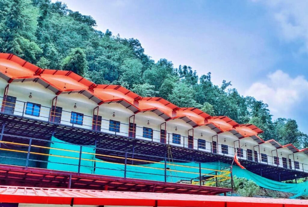 Riverside luxury camping resort cottage booking rishikesh. rishikesh adventure camp booking (8)